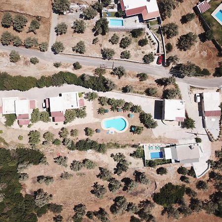 Petra-Mare Villa ตรีโอเปตรา ภายนอก รูปภาพ
