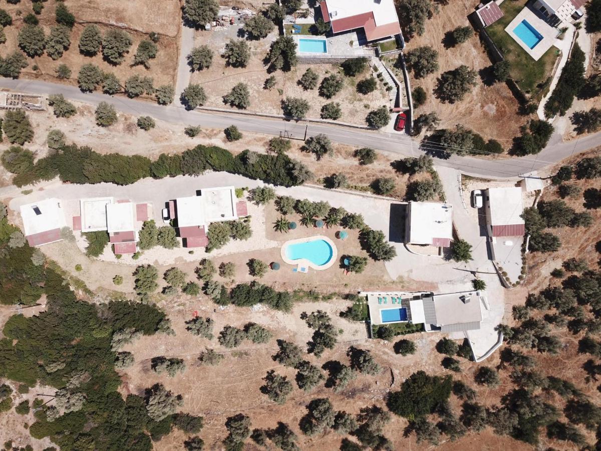 Petra-Mare Villa ตรีโอเปตรา ภายนอก รูปภาพ